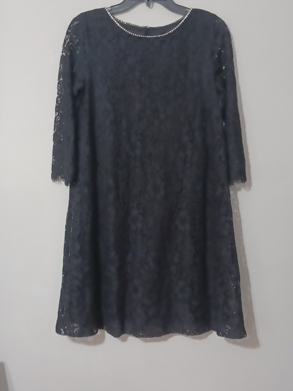 KARL LAGERFELD PARIS Black Lace Shift Dress with Pearl Neckline NWOT Size 2